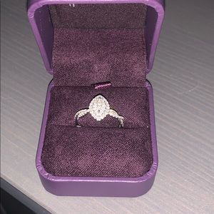 Marquis diamond ring